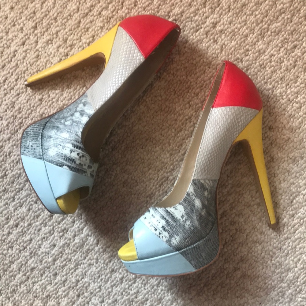 fun pumps! ❤️ - Picture 3 of 8